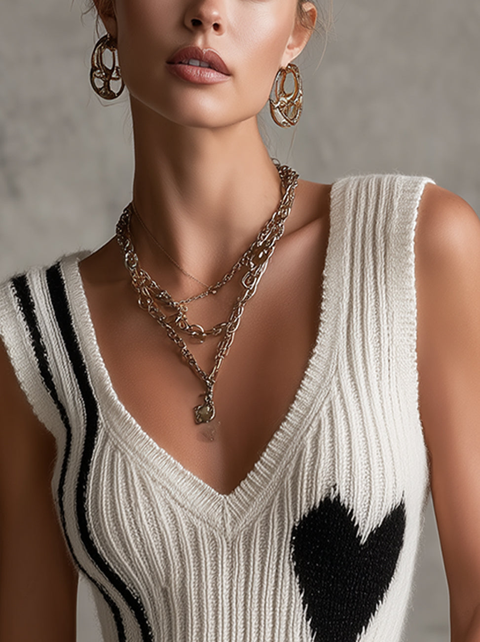 White Ribbed Knit Sleeveless Heart Pattern V-Neck Vest